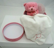 Doudou et Compagnie doudou ours rose mouchoir blanc et sa boite à musique 10 cm