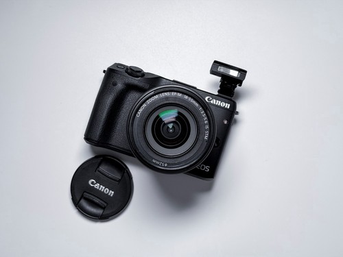 Canon eos 18 55mm - m3, sans