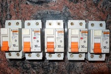 INTERRUPTEUR DIFFERENTIEL 63A