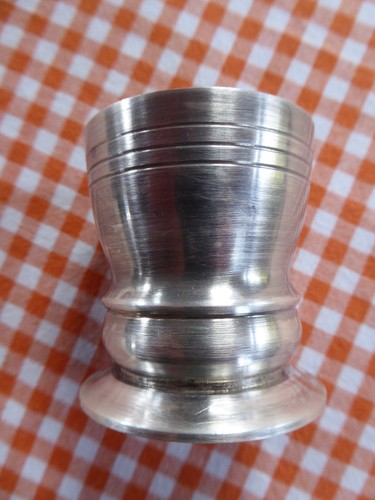 Coquetier ancien métal - ancien,
