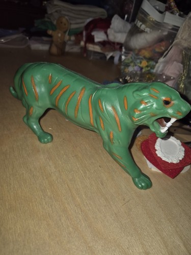 Jouet ancien motu - motu, tigre