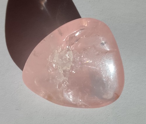 11.40gr 27x26x16mm quartz rose