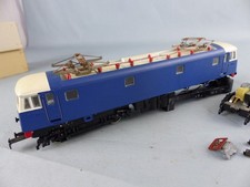 TRIX Ho locomotive E3001 E