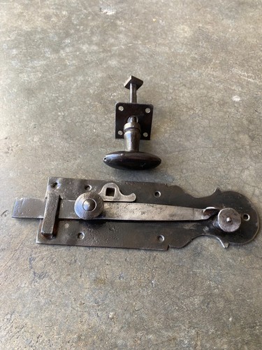 Ancienne serrure ressort - serrure,