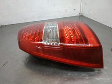 924011F011 feu arrière gauche