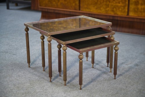 Tables gigognes dans - le, goût