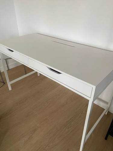 Bureau avec chaise acheté - bureau,