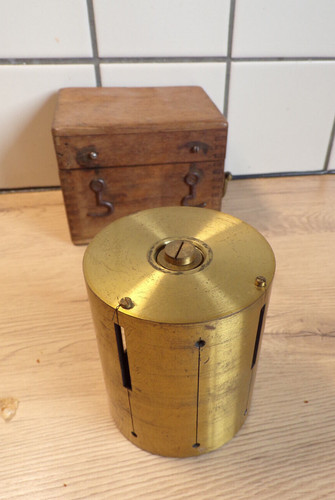 ANCIEN-EQUERRE