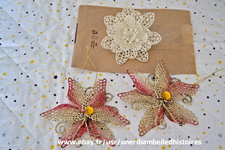 3 fleurs, décorations de
