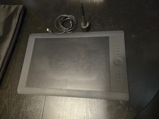 Wacom Intuos 5 PTH-850 Drawing
