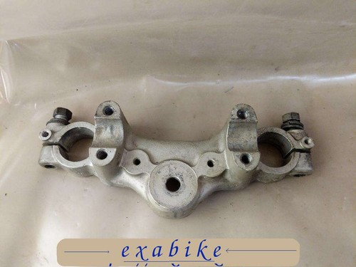 Fourche superieur pour - de,