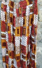 Jupe femme taille 38 /40 motifs provencal