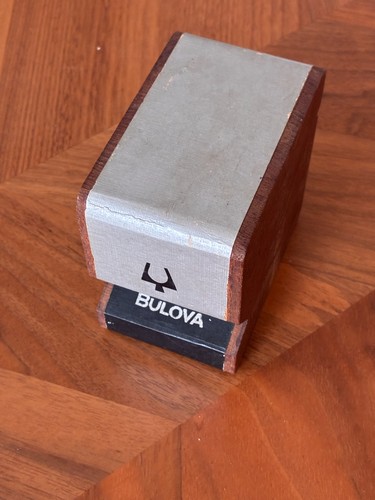 Boite montre bulova vintage - boite,