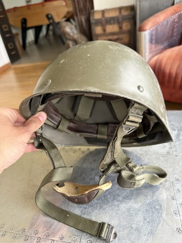 Ancien casque militaire