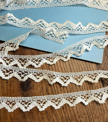 Dentelle ancienne petite - dentelle,