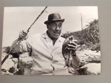 FERNANDEL dans " LA CUISINE AU