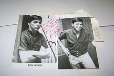 1969 Vintage SIGNED 8x10 PHOTO