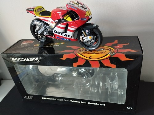 Ducati gp11 rossi minichamps - ducati,
