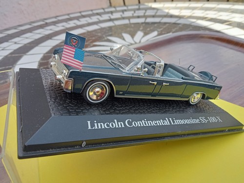 Lincoln continental limousine - lincoln,