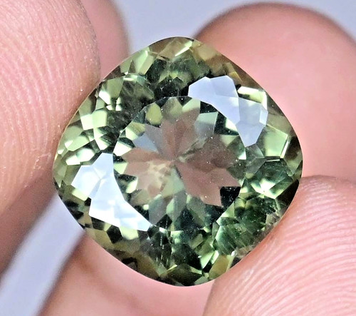 Moldavite naturelle - 12.50,