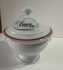 Sucrier en porcelaine