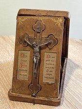 Superbe autel de voyage crucifix bronze argenté et cuir dans son écrin en cuir