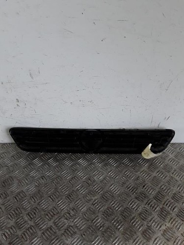 Calandre opel astra 90547393 - calandre,