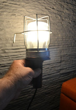 Ancienne baladeuse de garage