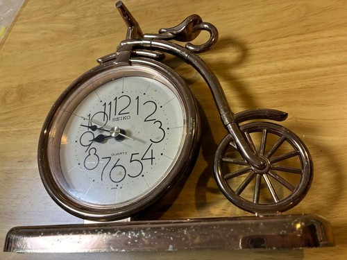 Horloge table rétro motif - horloge,