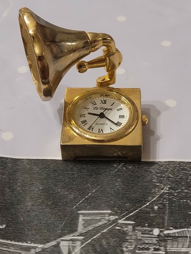 Temps gold metal vintage - gold,