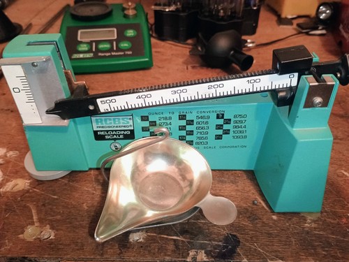 Vtg rcbs reloading - vtg, scale