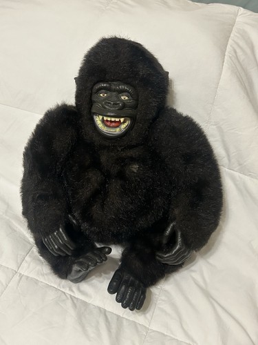 Vintage 1980s universal - vintage,