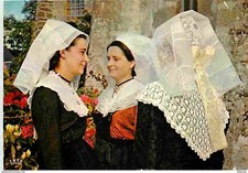 Folklore - Costumes - Limousin - Limousines coiffées du barbichet - CPM - Voir S