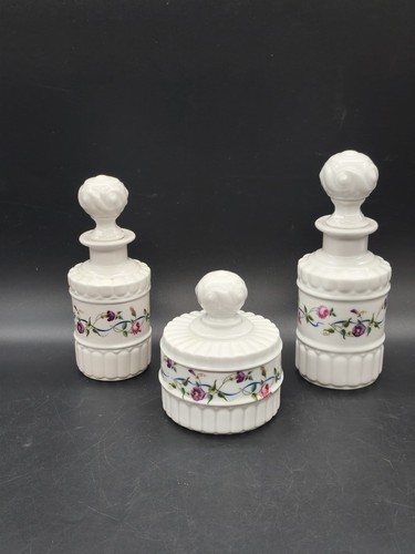 Ensemble toilette porcelaine