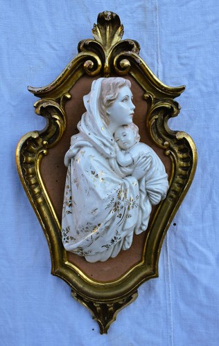 Golden frame motherhood - frame,