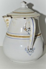 -PETIT POT COUVERT EMAILLE ANCIEN POT à LAIT CAFETIERE INDIVIDUELLE marqué B & W