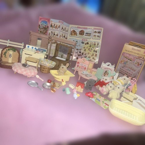 Poupées bébé sylvanian - poupées,