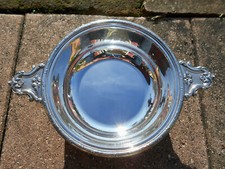 Ancien plat à oreilles rond