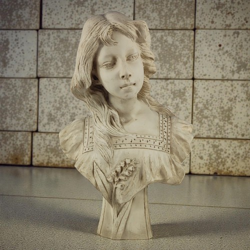 Buste sculpté femme cm - sculpté, de