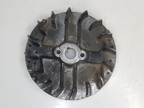 Volant magnétique moteur - magnétique, de