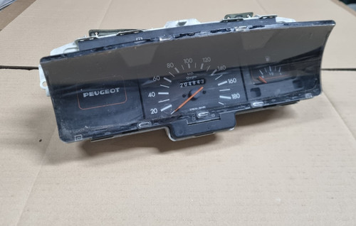 Compteur tableau bord - compteur,