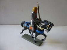 RARE CAVALIER CHEVALIER CML 7  MOYEN AGE   STARLUX SERIE LUXE SPECIALE