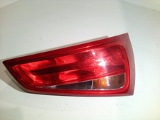 Feu arriere principal droit