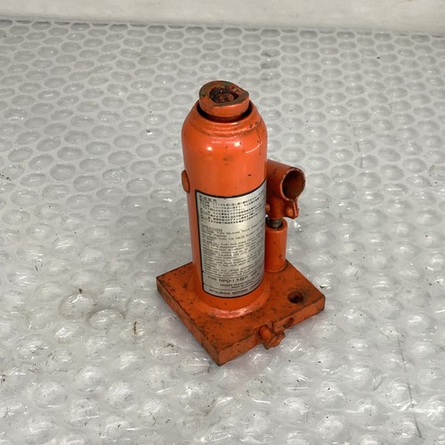 Orange bottle jack for - orange,
