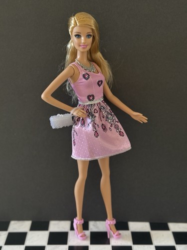 2013 barbie style fashionistas - style,