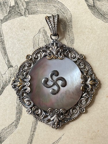 Joli pendentif souvenir - joli, du