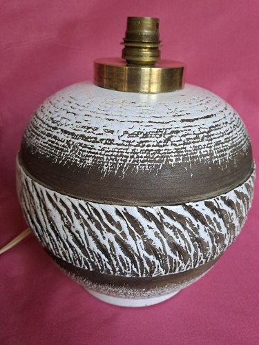 Remarquable pied lampe - remarquable,