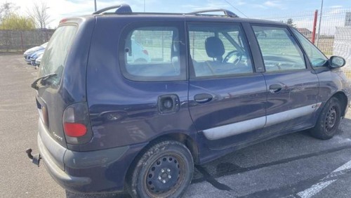 Moyeu avant droit renault - droit,