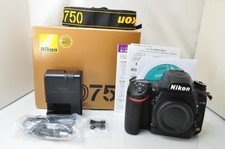 Boîtier Nikon D750 presque comme neuf, nombre d'obturateurs 540, avec boîte...
