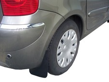 2pcs Arrière Bavettes pour